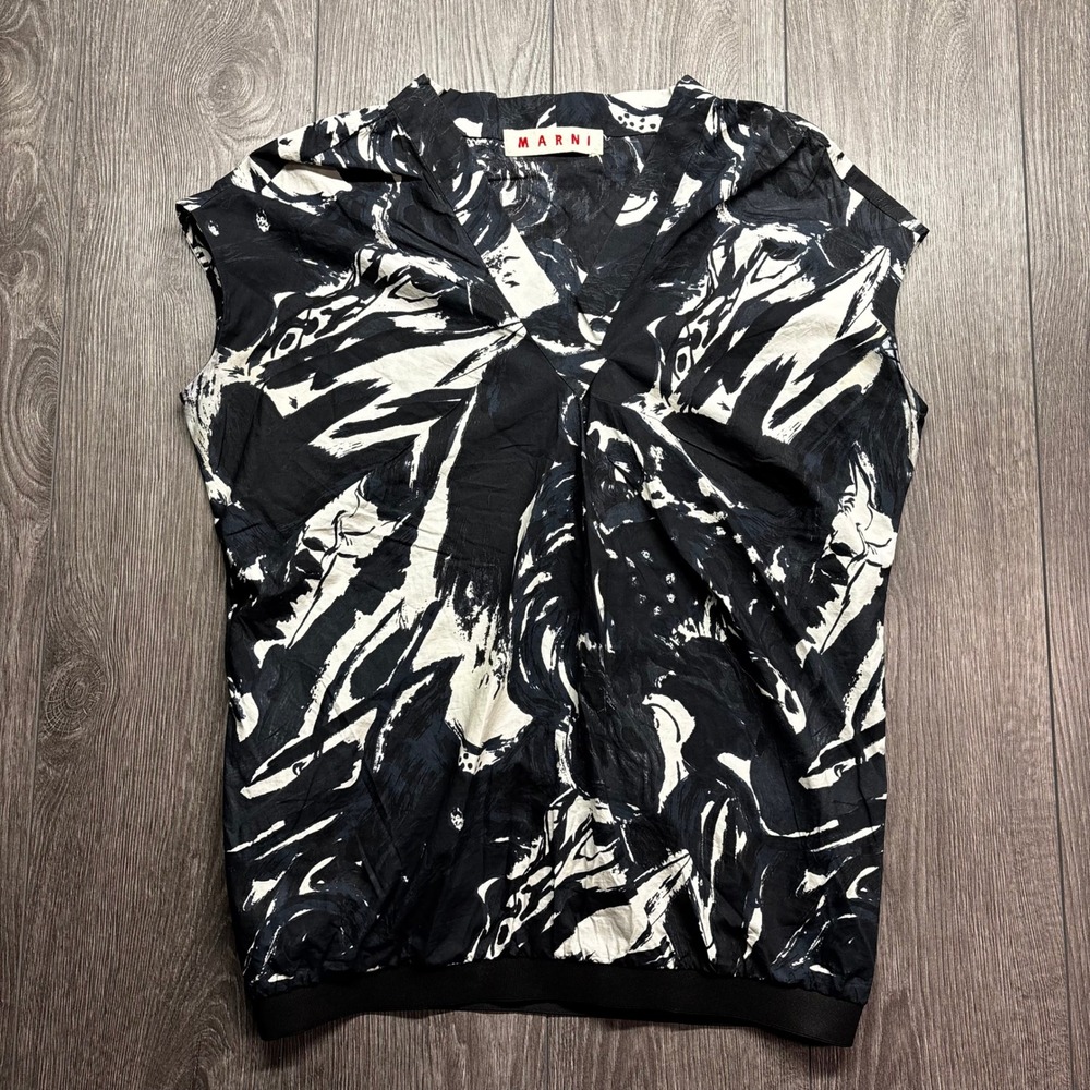 Marni Womens Abstract Brushstroke Print V-Neck Sleeveless Blouse Black White